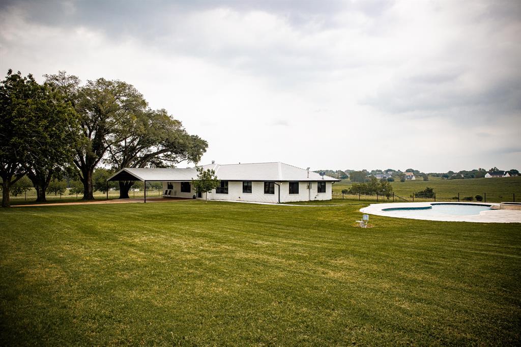 View Brenham, TX 77833 land
