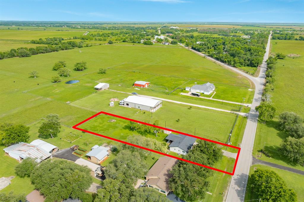 2735 County Road 208, Danbury, Texas image 8