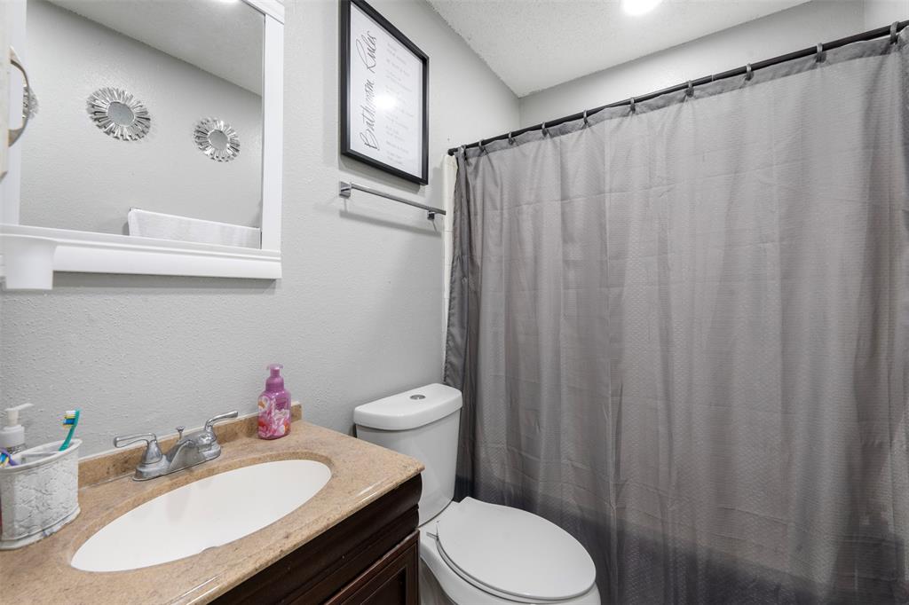 8511 Green Cedar Drive, Houston, Texas image 14