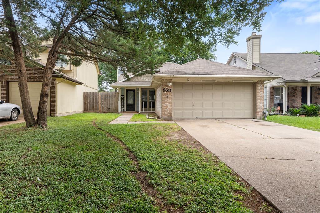 8511 Green Cedar Drive, Houston, Texas image 1