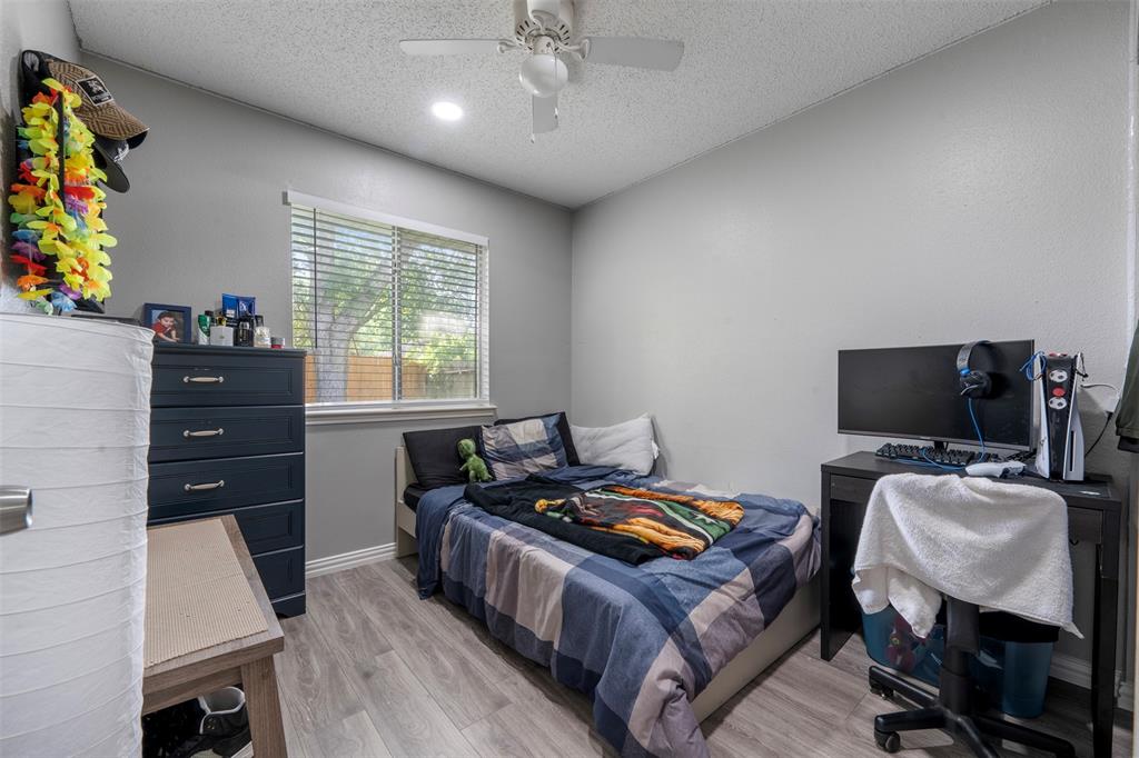 8511 Green Cedar Drive, Houston, Texas image 15