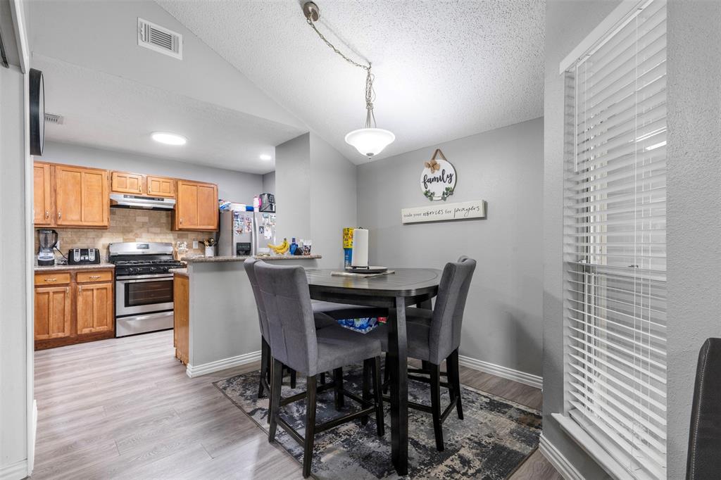 8511 Green Cedar Drive, Houston, Texas image 6