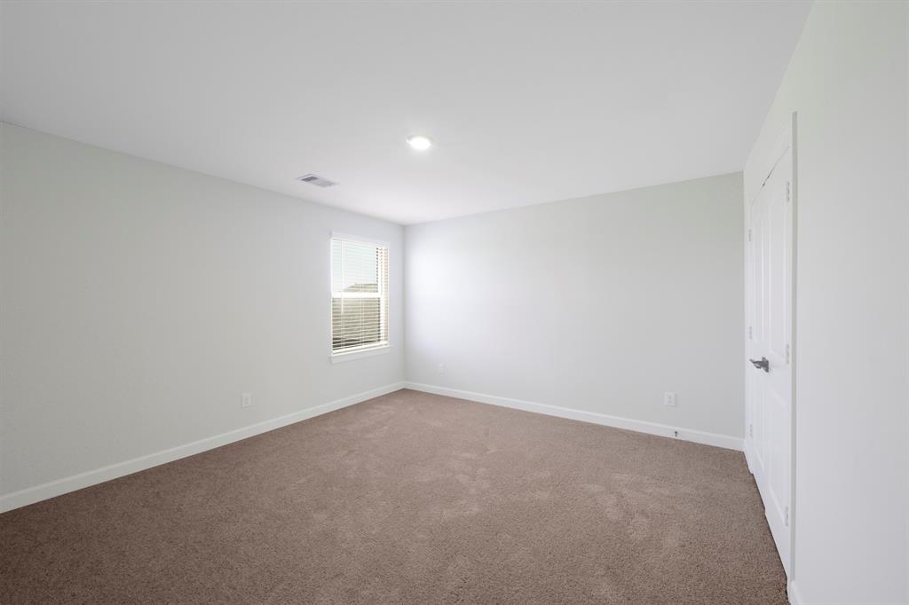 724 Fallen Hemlock Court, Conroe, Texas image 13