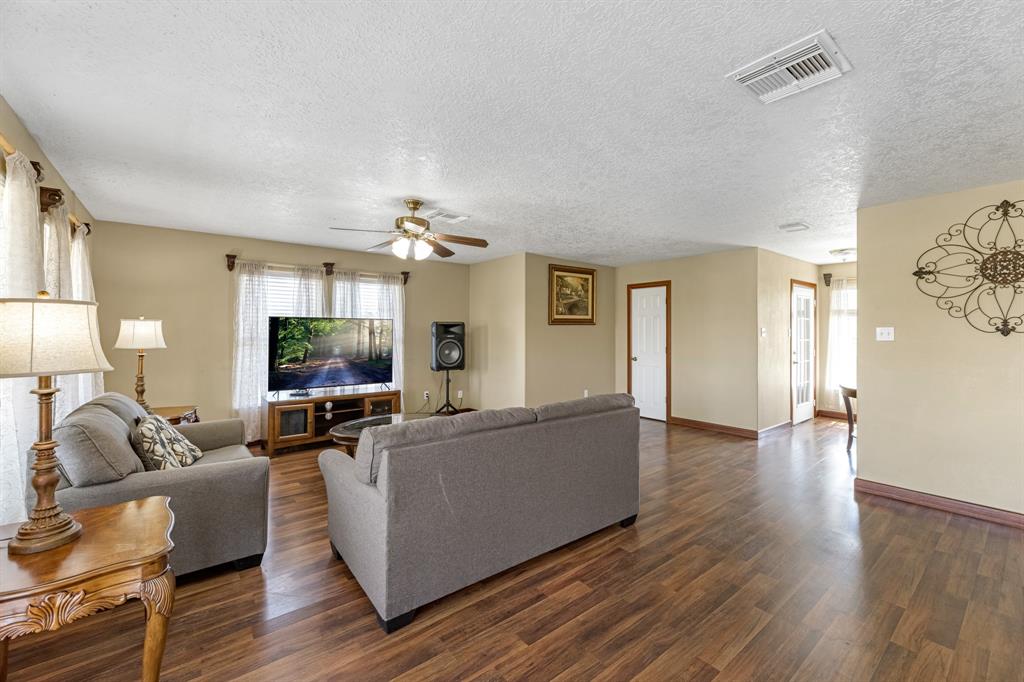 1112 Misty Way Drive, Crosby, Texas image 35