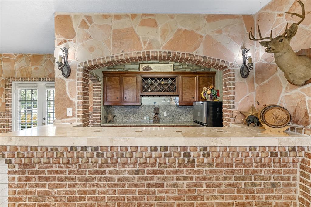 1112 Misty Way Drive, Crosby, Texas image 17
