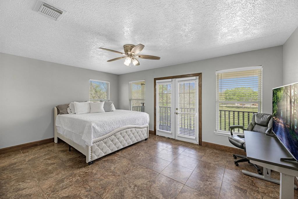 1112 Misty Way Drive, Crosby, Texas image 20