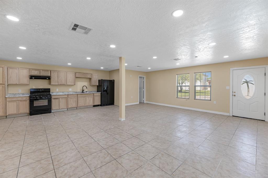 1112 Misty Way Drive, Crosby, Texas image 45