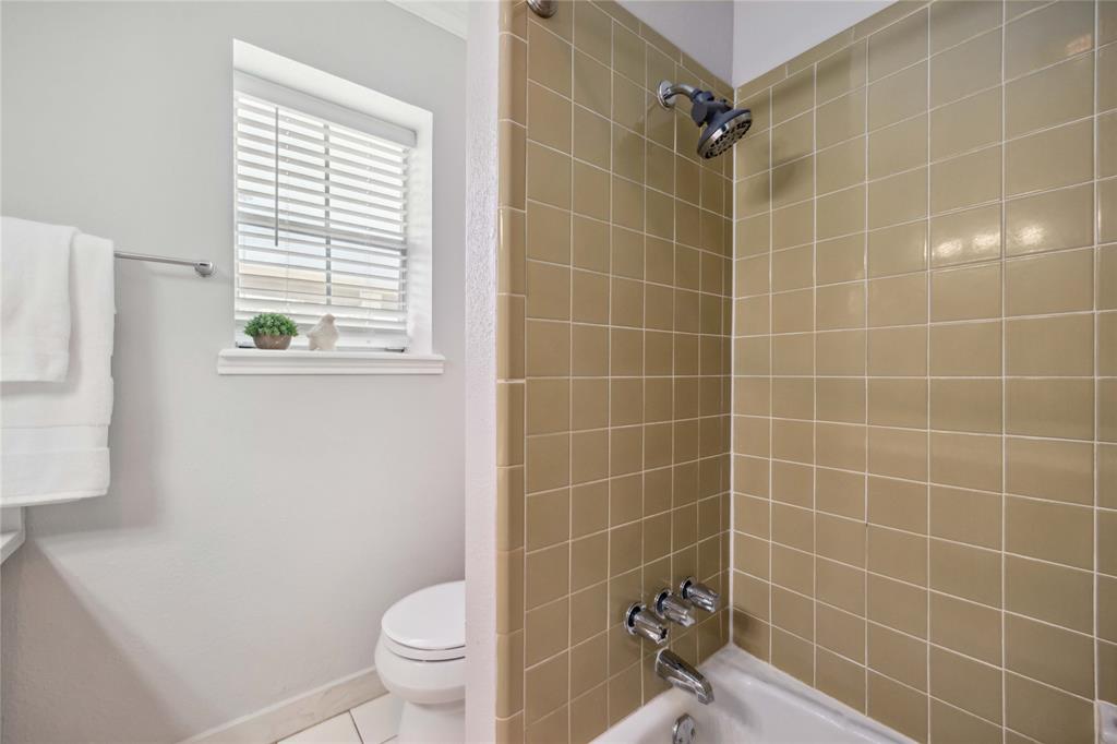436 N Post Oak Lane, Houston, Texas image 21