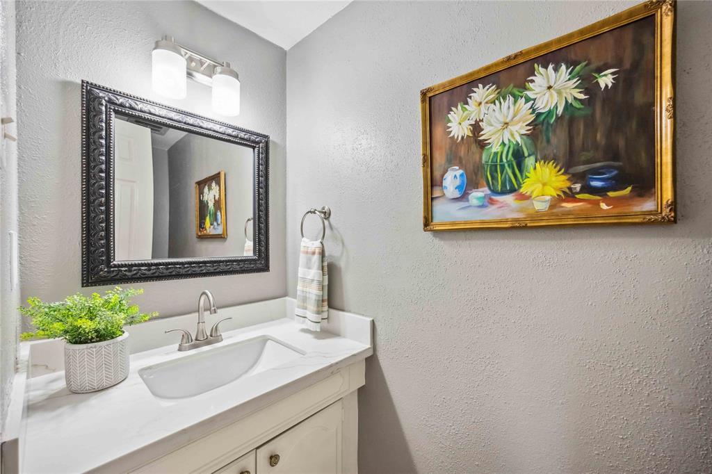 436 N Post Oak Lane, Houston, Texas image 11