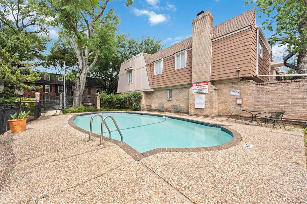 436 N Post Oak Lane, Houston, Texas image 30