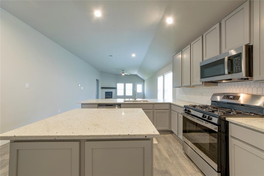 5630 Silverleaf Oak Lane