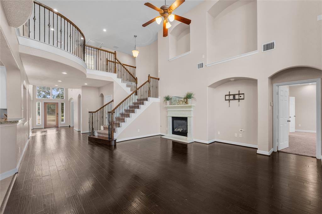 12401 Clover Creek Lane, Pearland, Texas image 12