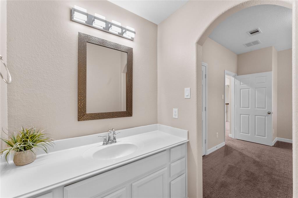 12401 Clover Creek Lane, Pearland, Texas image 37