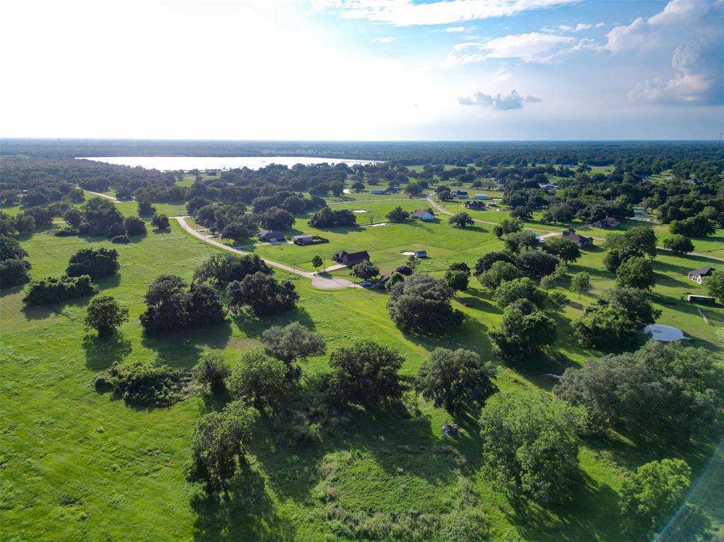 1414 Frontier Trail, Angleton, Texas image 10