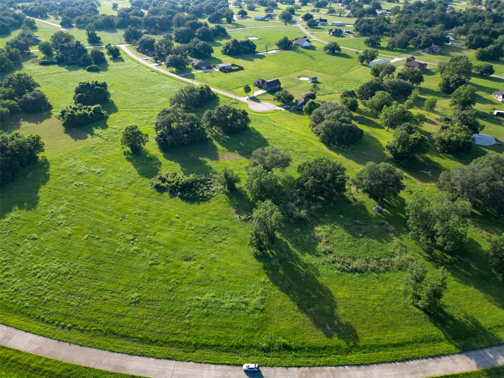 1414 Frontier Trail, Angleton, Texas image 11