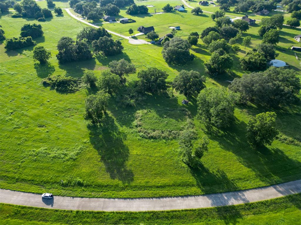 1414 Frontier Trail, Angleton, Texas image 9
