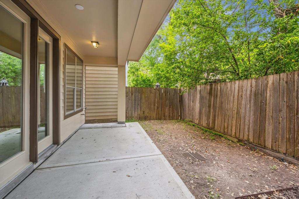 1111 Beall Landing Court, Houston, Texas image 22
