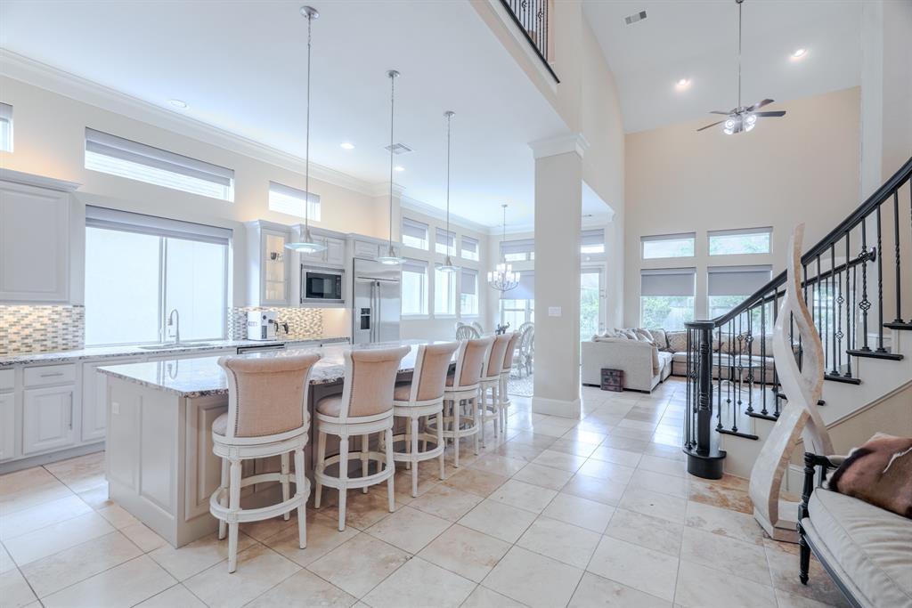 299 Sonoma Court, Conroe, Texas image 1
