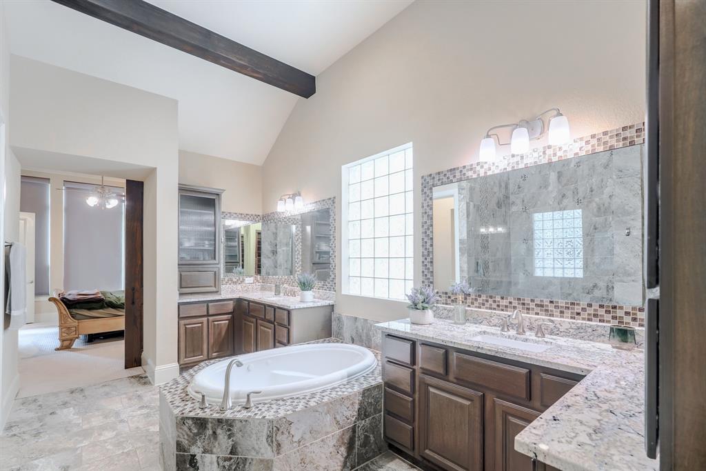 299 Sonoma Court, Conroe, Texas image 28