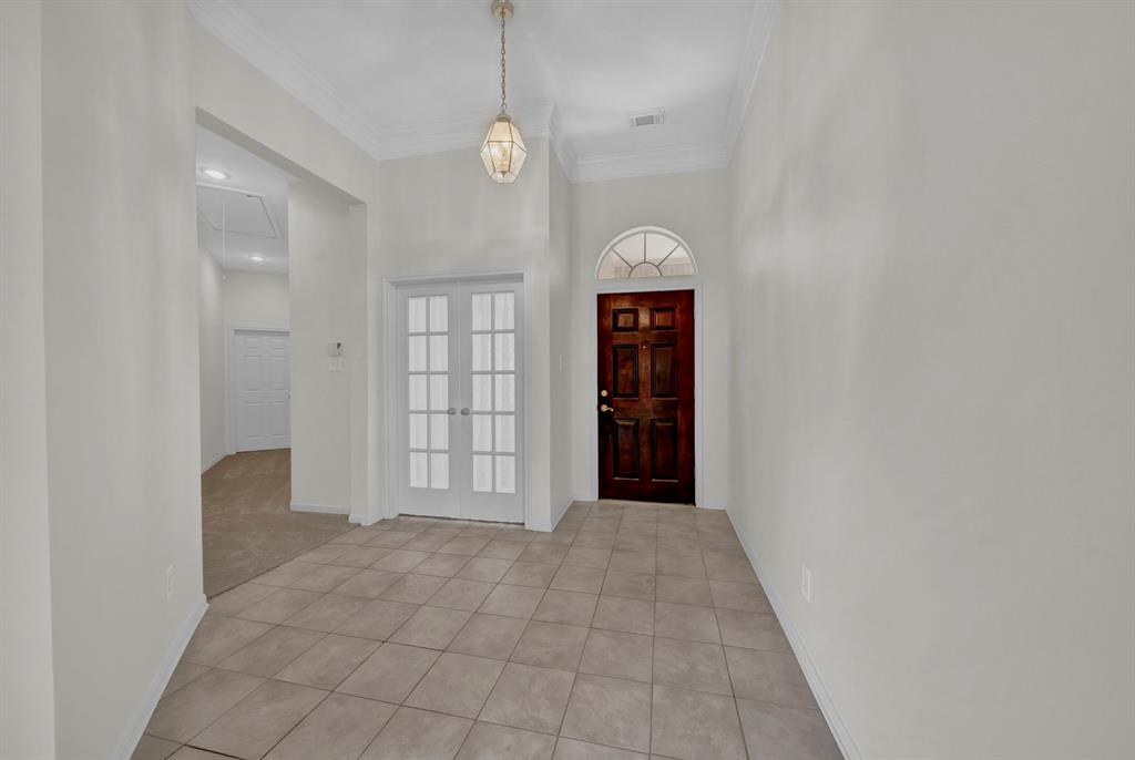 66 Winthrop Harbor S