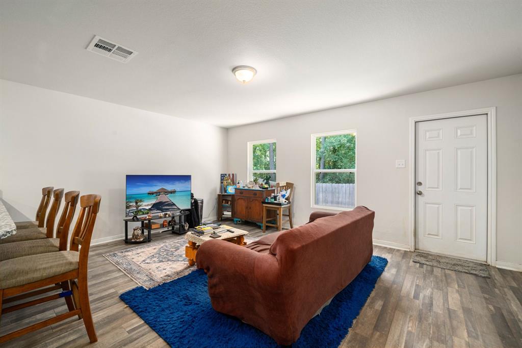 10134 Cerritos Drive, Conroe, Texas image 3