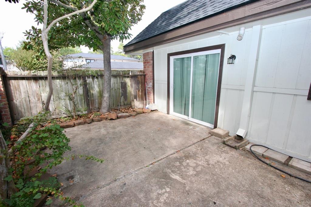 12024 Mighty Oak Drive #A, Houston, Ohio image 2