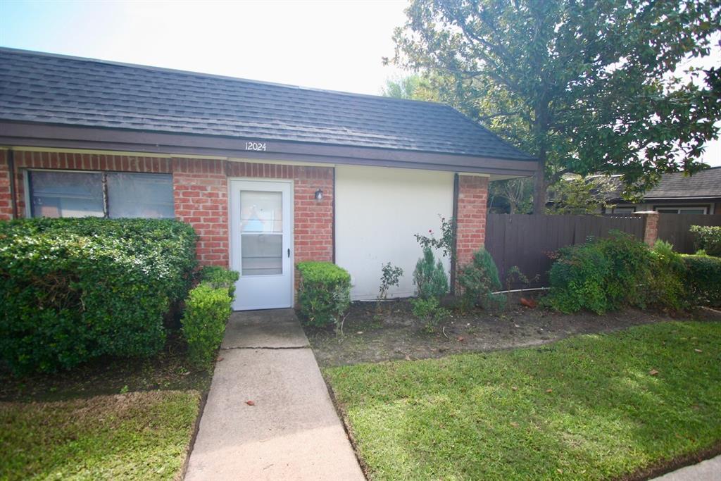 12024 Mighty Oak Drive #A, Houston, Ohio image 22