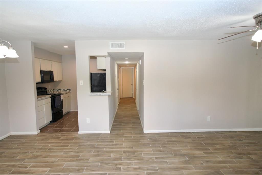 12024 Mighty Oak Drive #A, Houston, Ohio image 4