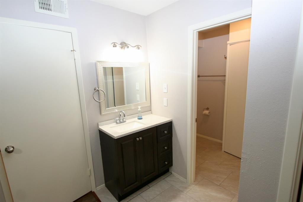 12024 Mighty Oak Drive #A, Houston, Ohio image 13