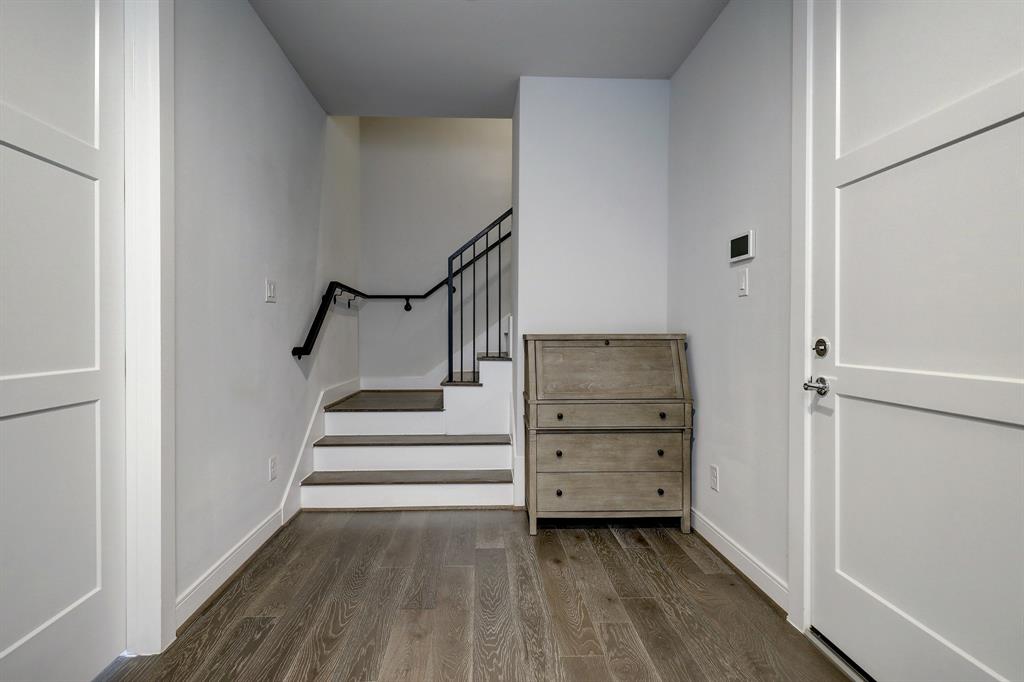 1203 Hickory Street #D, Houston, Texas image 3