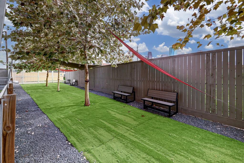 1203 Hickory Street #D, Houston, Texas image 22