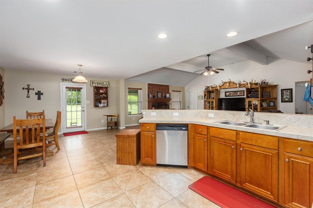 505 County Road 1660, Liberty, Texas image 17