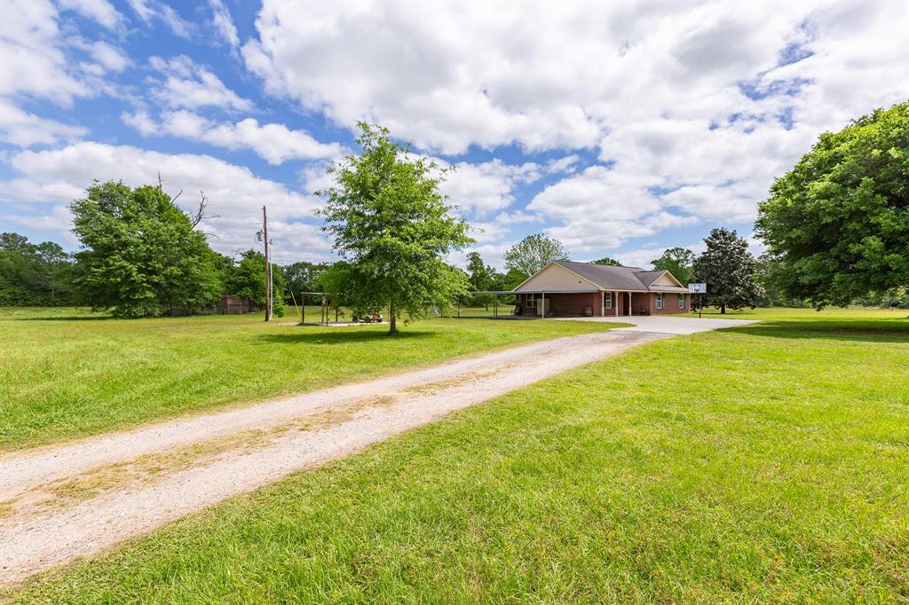 505 County Road 1660, Liberty, Texas image 40