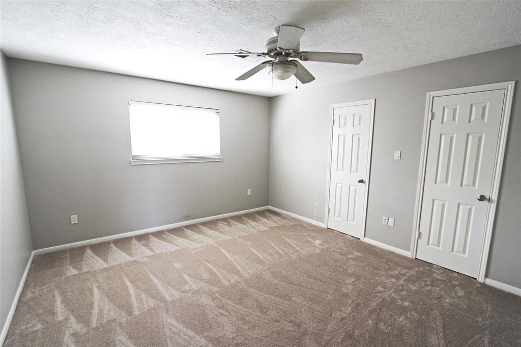 107 Charleston Street, Friendswood, Texas image 15