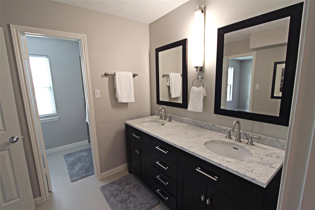 107 Charleston Street, Friendswood, Texas image 17