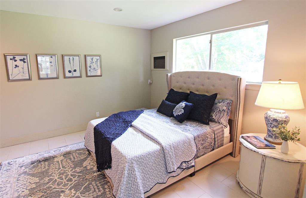 107 Charleston Street, Friendswood, Texas image 22