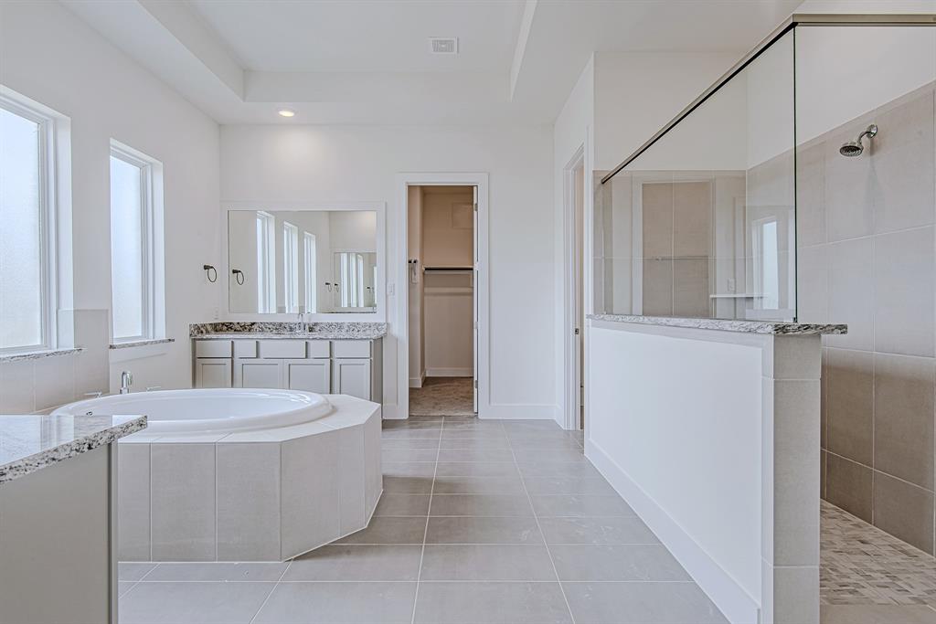 209 Peninsula Point Drive