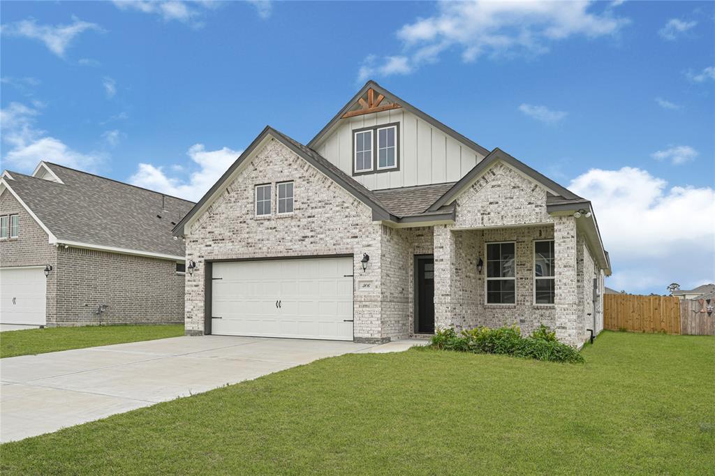 306 Little Spring Court, Anahuac, Texas image 1