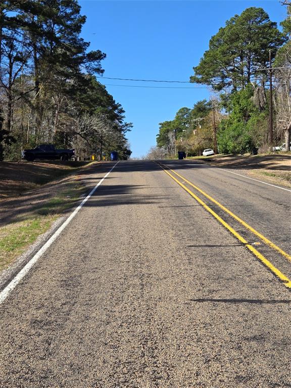 1433 Fish Hatchery Road, Huntsville, Texas image 4