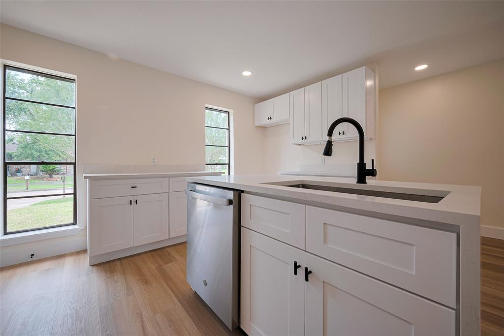 839 Voyager Drive, Houston, Texas image 14