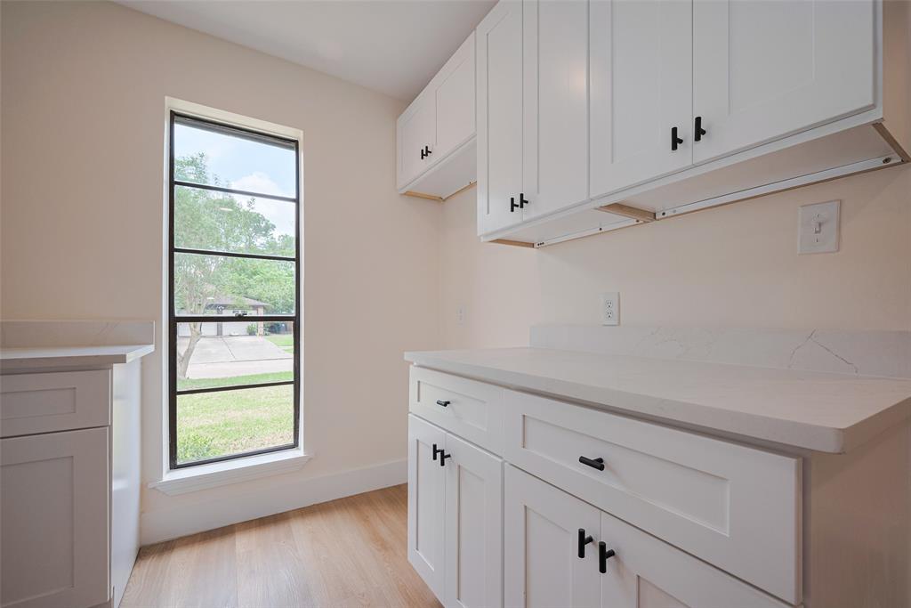 839 Voyager Drive, Houston, Texas image 16