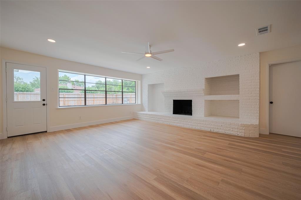 839 Voyager Drive, Houston, Texas image 6