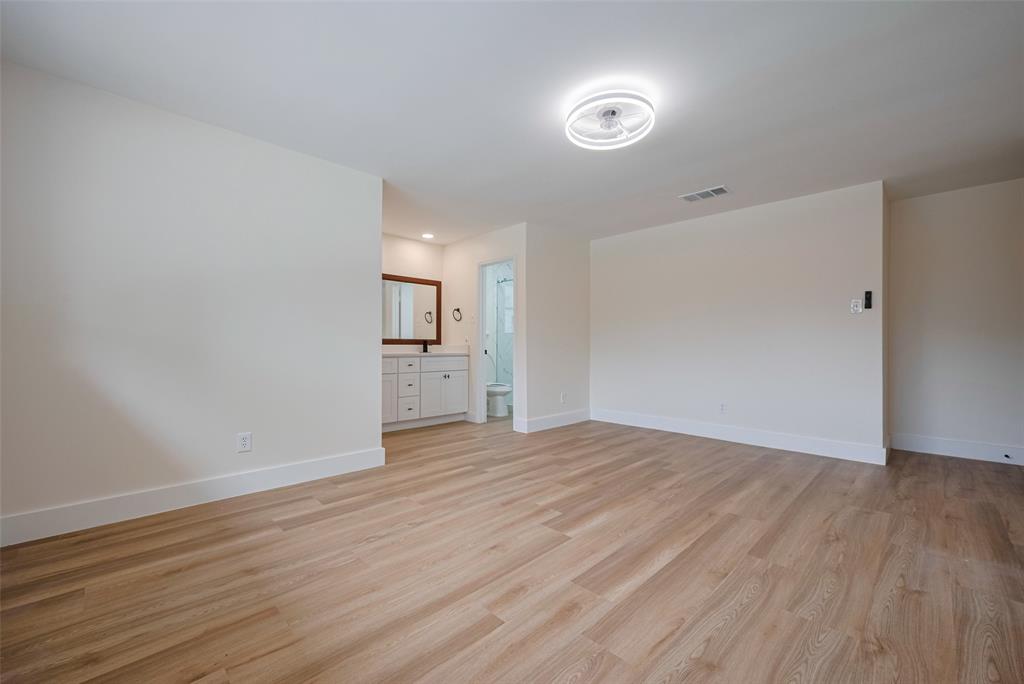 839 Voyager Drive, Houston, Texas image 21