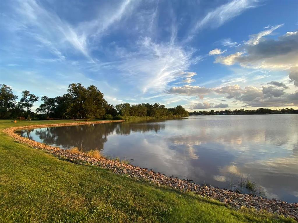 3902 Lakeridge Canyon Drive, Sugar Land, Texas image 46