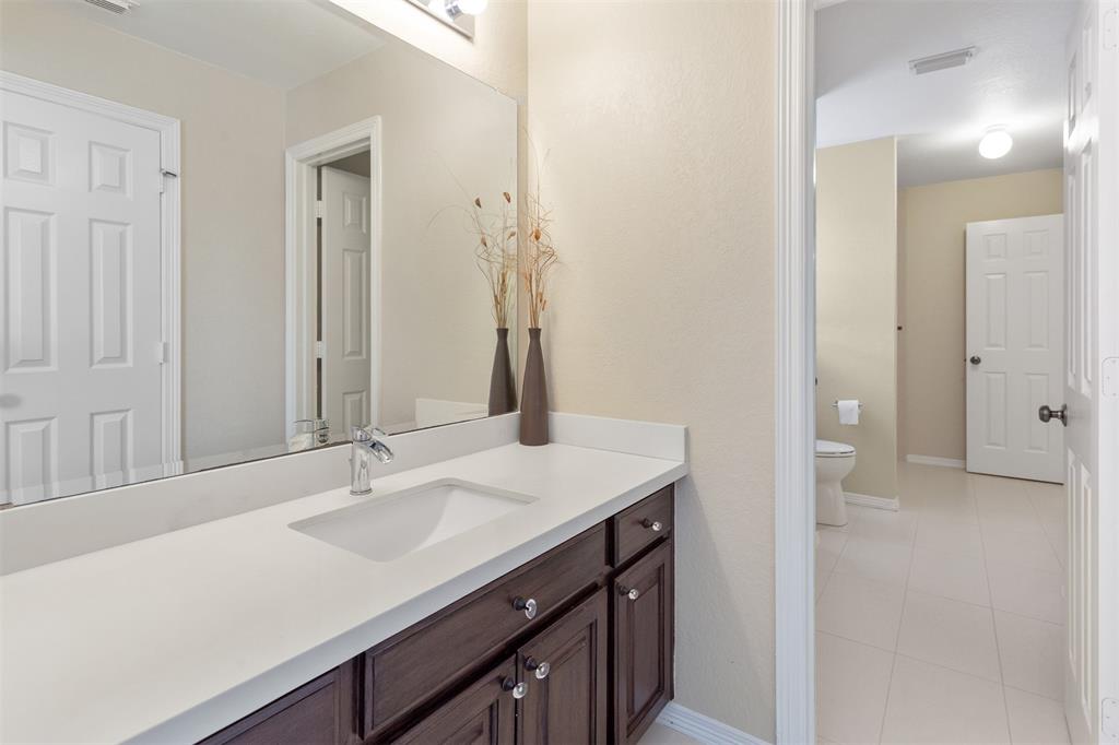 3902 Lakeridge Canyon Drive, Sugar Land, Texas image 26