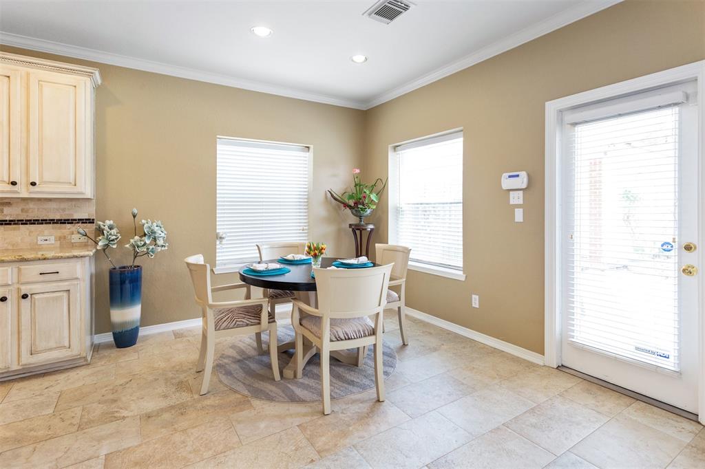 3902 Lakeridge Canyon Drive, Sugar Land, Texas image 12