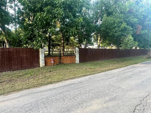 1414 Kolb Road Pasadena TX 77502