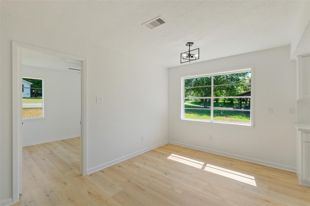 221 N Baron Street, Bellville, Texas image 14