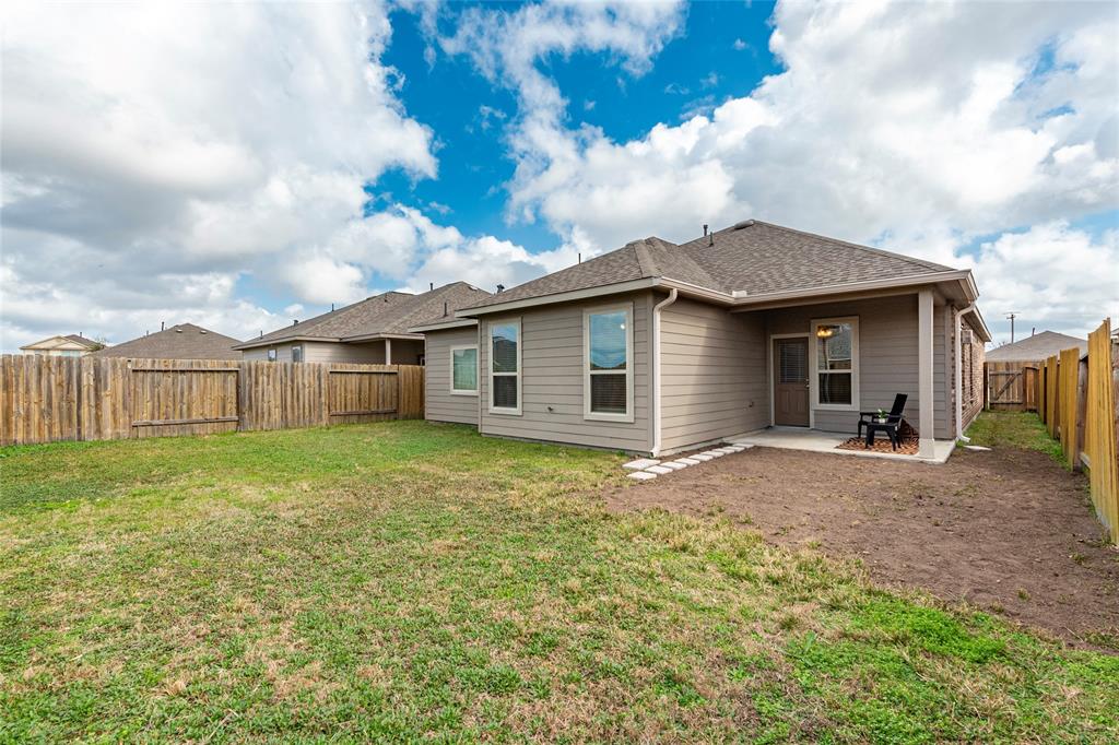 3321 Explorer Drive, Texas City, Texas image 31