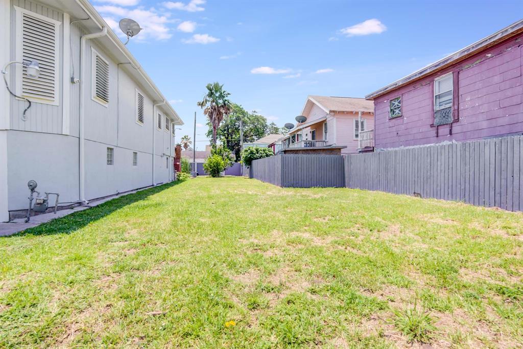 4025 Avenue M, Galveston, Texas image 2